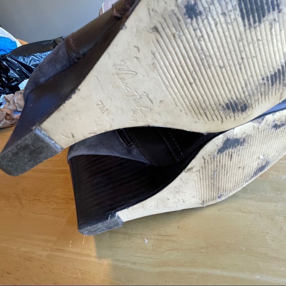 Marc Fisher Brown Tall boots size 7 M - Picture 7 of 9